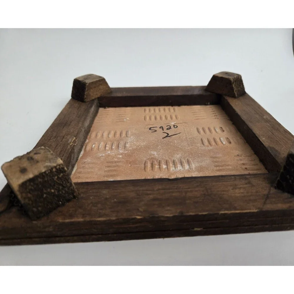 Vtg Italian Blue Floral Art Ceramic Tile Trivet Carved Wood Frame 7.75"x7.75" - Picture 5 of 6